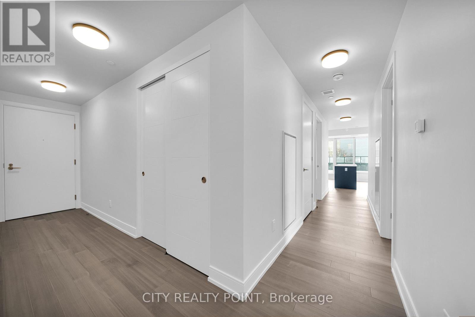 411 - 664 Spadina Avenue, Toronto, Ontario  M5S 2H7 - Photo 2 - C12058588