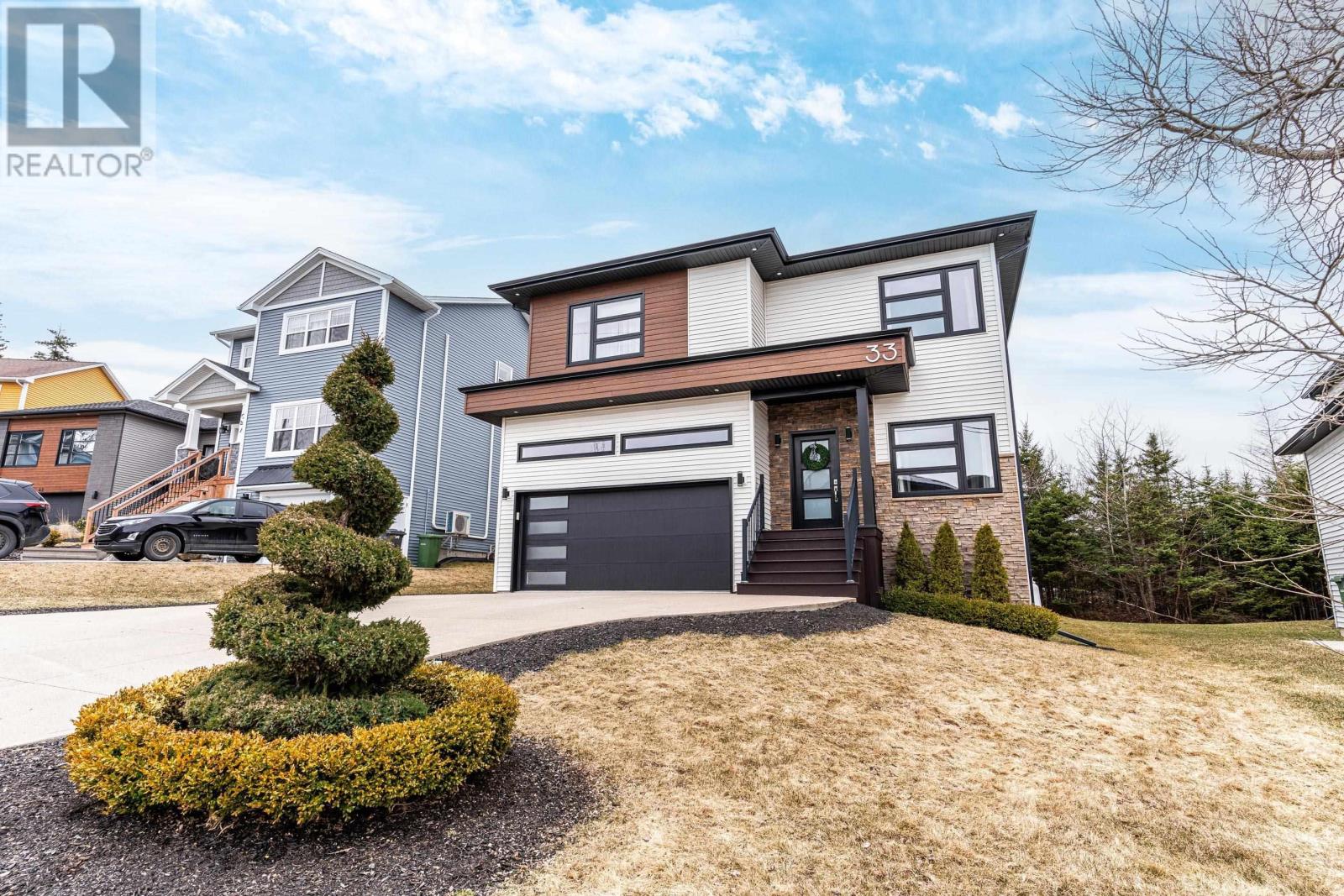 Property at 33 Merlot Court image 1