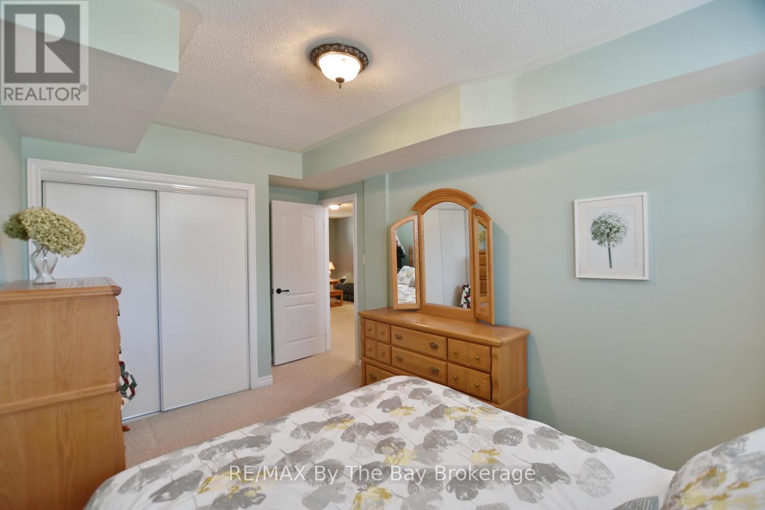 55 Oriole Crescent, Wasaga Beach, Ontario  L9Z 1A8 - Photo 31 - S12058609