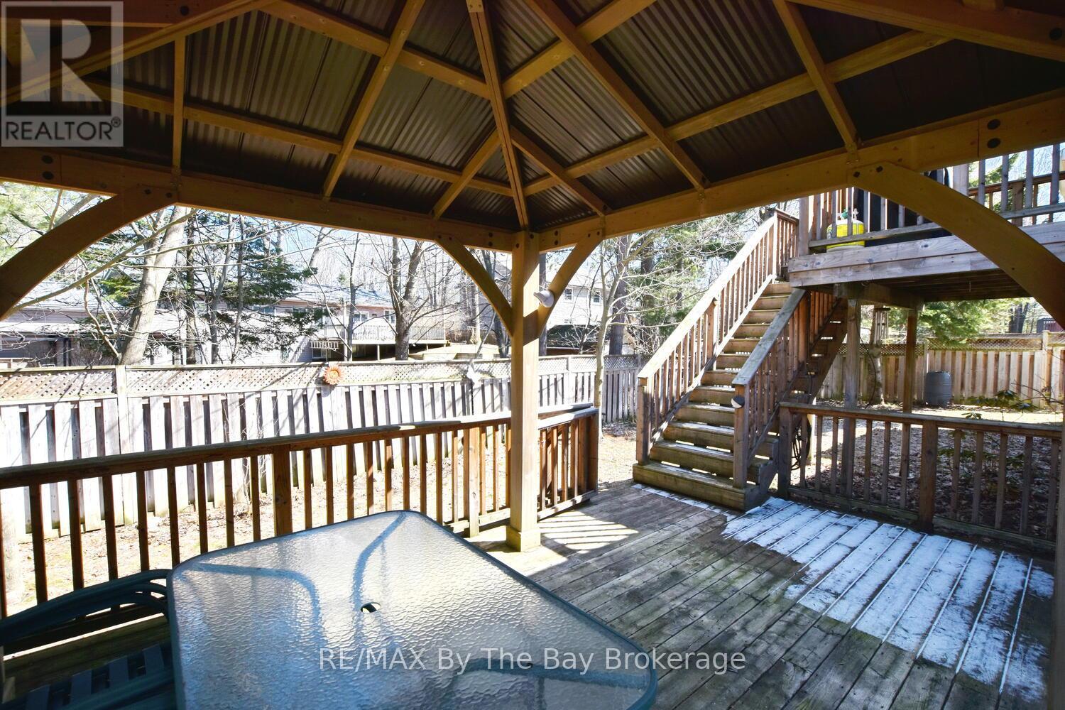 55 Oriole Crescent, Wasaga Beach, Ontario  L9Z 1A8 - Photo 39 - S12058609