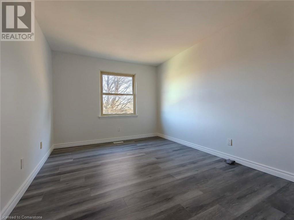 33 Queenston Drive Unit# A, Kitchener, Ontario  N2B 2T8 - Photo 11 - 40712800