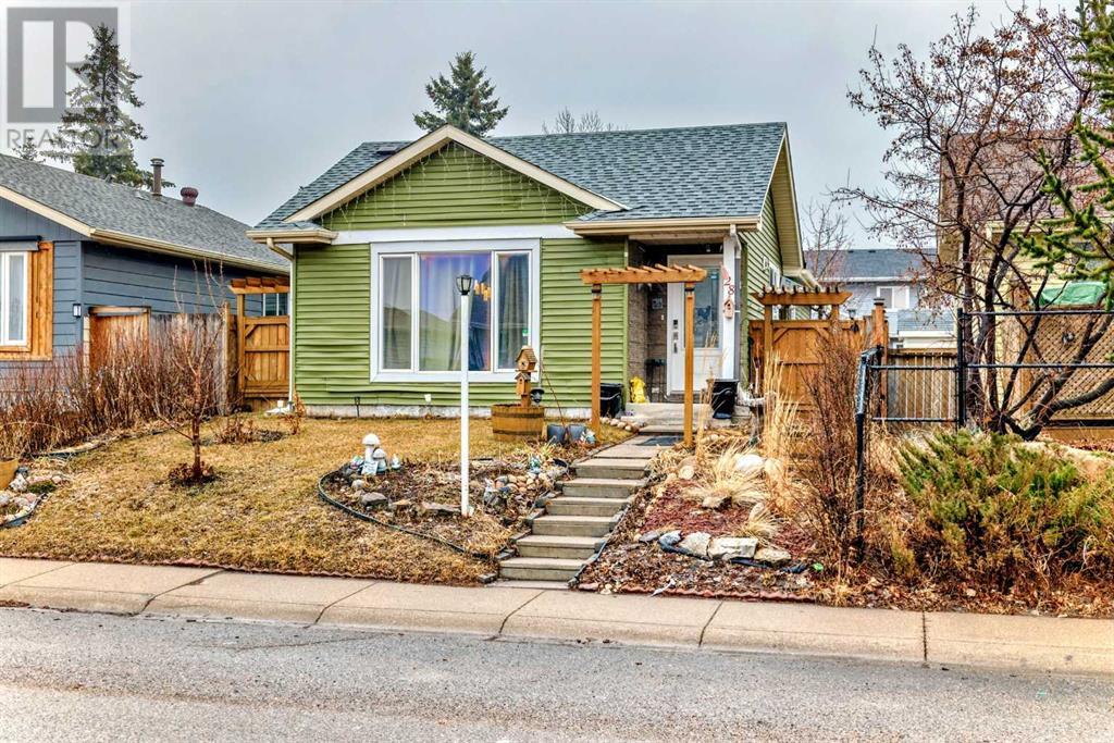 Property at 28 Appletree Road SE image 3
