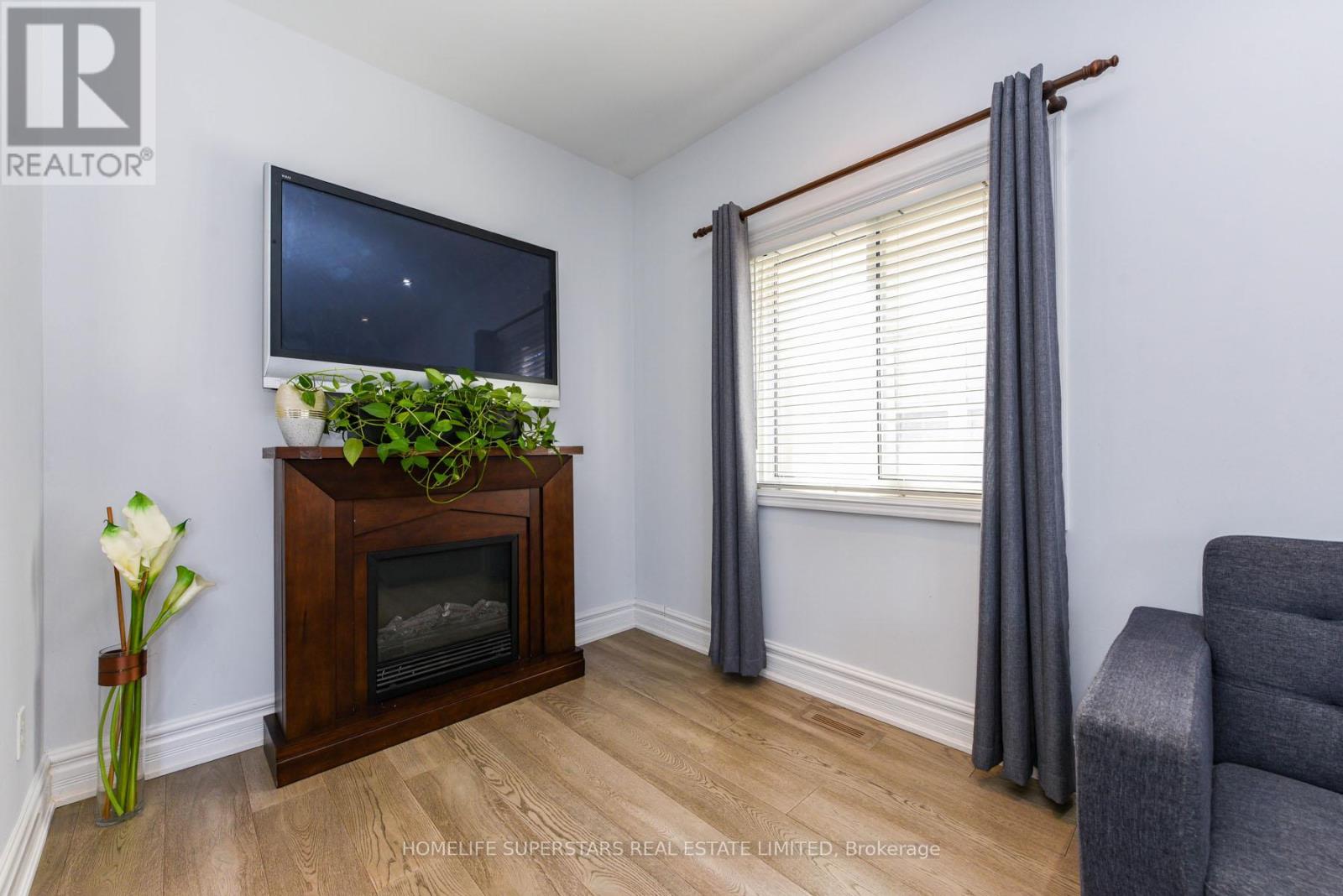 Property at 3856 BRINWOOD GATE image 4