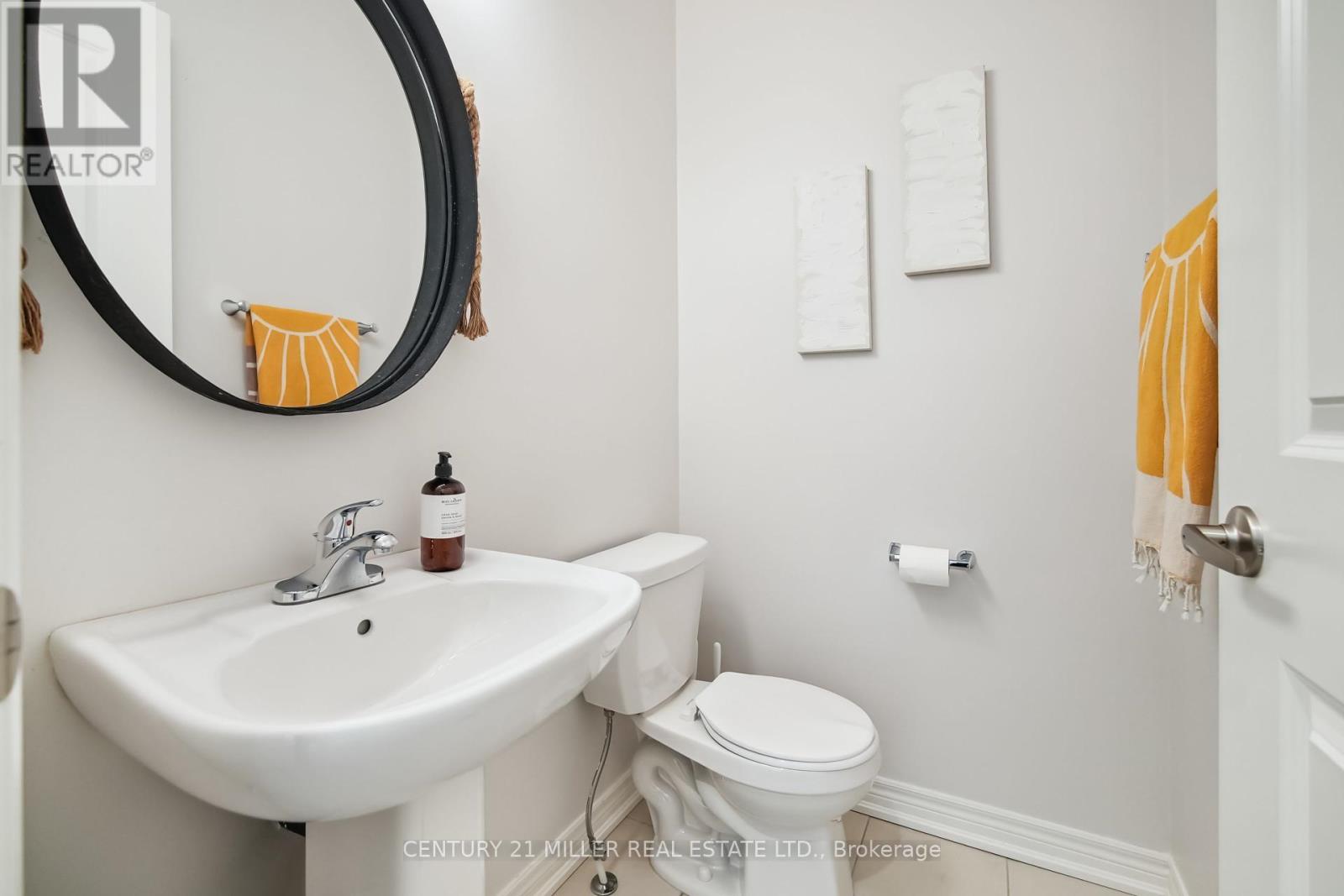 347 Raymond Road, Hamilton (Meadowlands), Ontario  L9K 0J8 - Photo 11 - X12058669