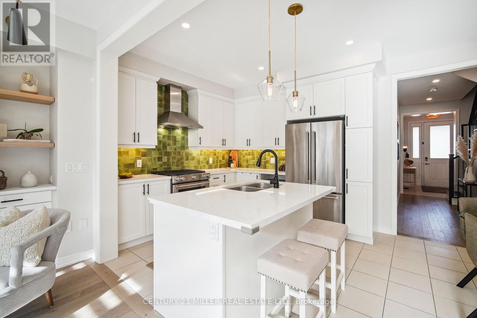 347 Raymond Road, Hamilton (Meadowlands), Ontario  L9K 0J8 - Photo 6 - X12058669