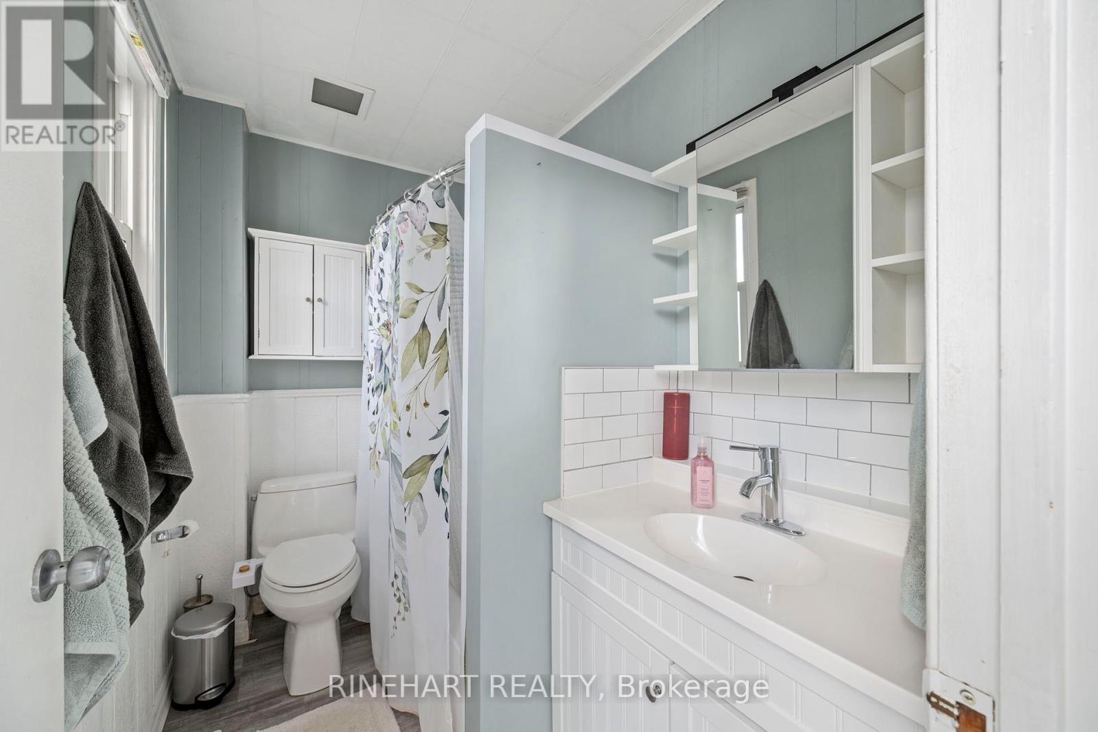 Photo 13 of 34 for 151 Harley Street