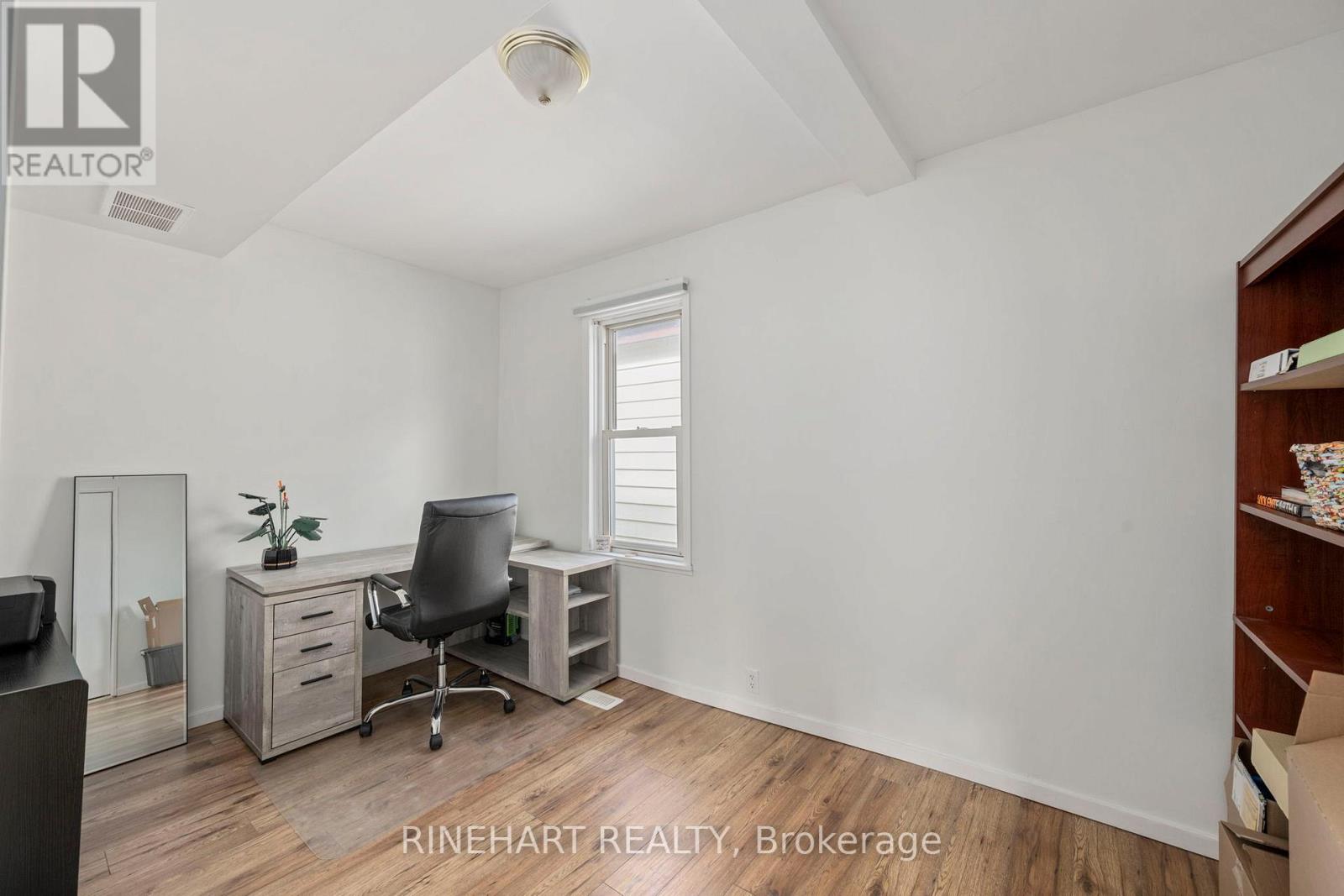 Photo 14 of 34 for 151 Harley Street