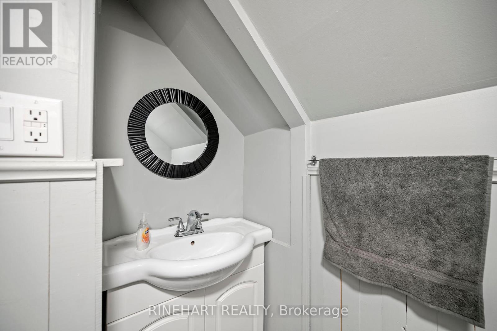 Photo 20 of 34 for 151 Harley Street