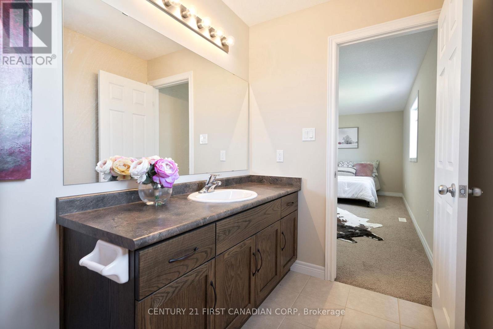 494 Blackacres Boulevard, London, Ontario  N6G 0J6 - Photo 22 - X12058729