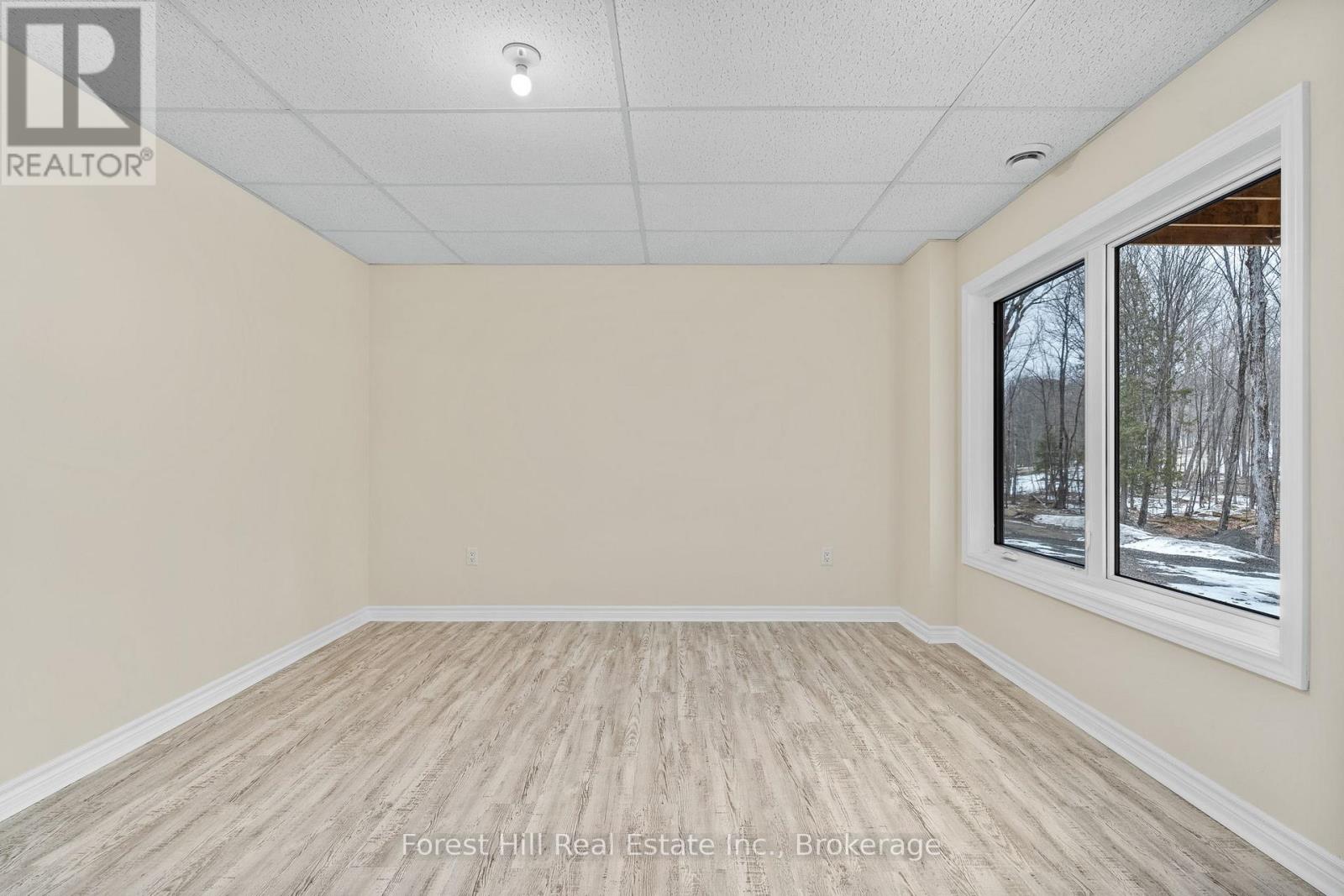 253 Ridgeview Road, Dysart Et Al, Ontario  K0M 1S0 - Photo 33 - X12058719