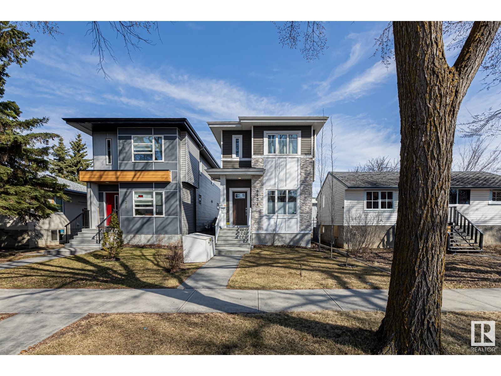 Property at 8534 81 AV NW image 1