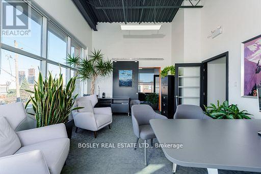 9 & 10 - 201 Wicksteed Avenue, Toronto, Ontario  M4G 2C2 - Photo 13 - C12058751