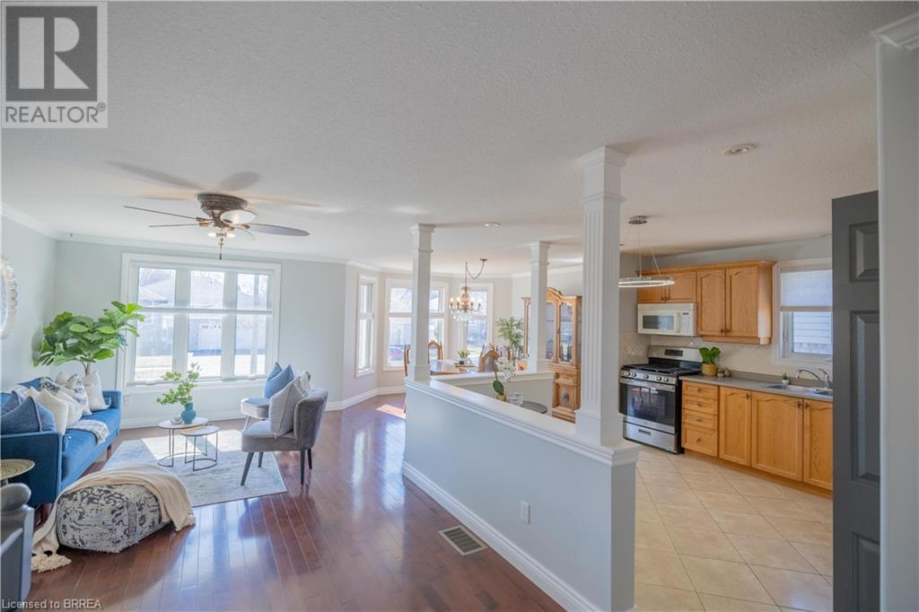 Property at 6 MCCORMICK Way image 4
