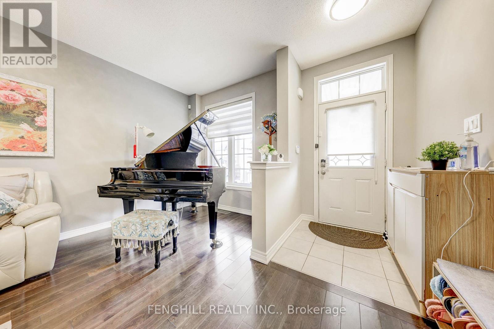 Property at 23 CHERNA AVENUE S image 3