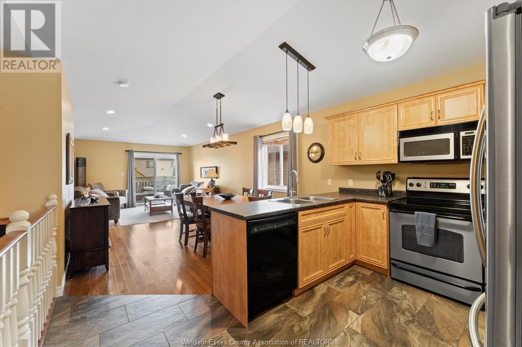 Property at 3106 SEVILLE image 5
