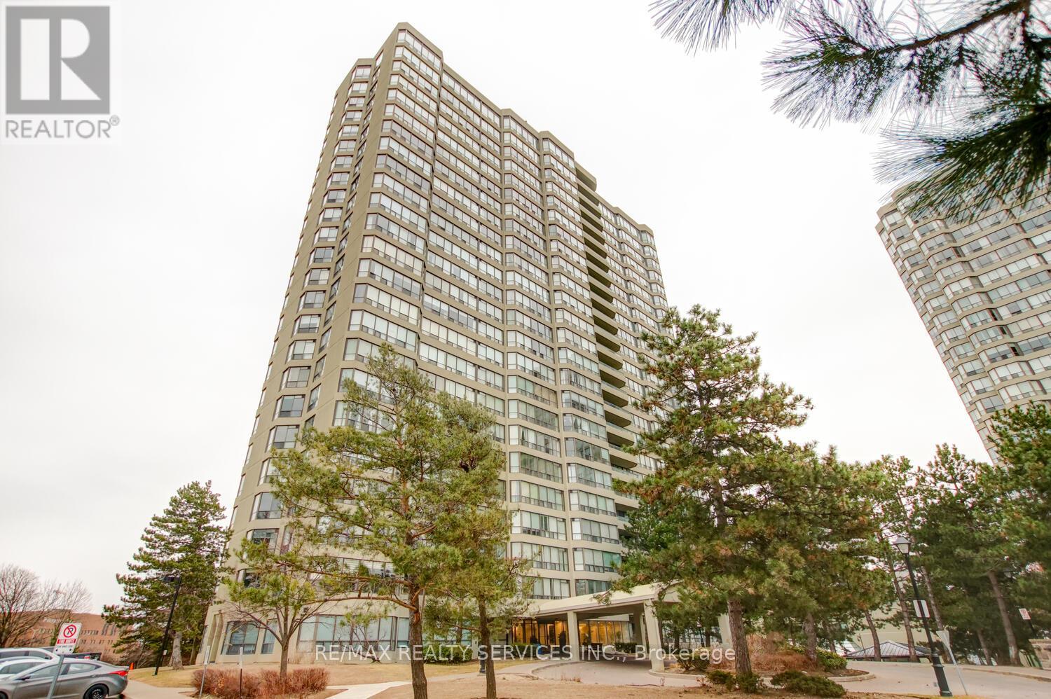 205 - 22 HANOVER ROAD, Brampton, Ontario