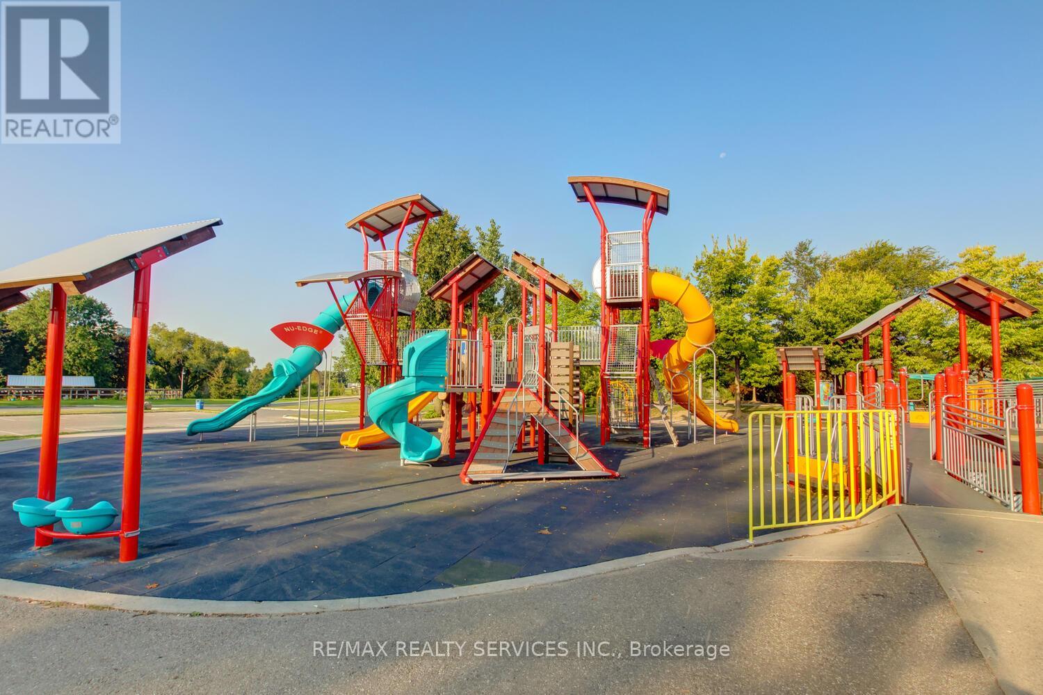 205 - 22 Hanover Road, Brampton, Ontario  L6S 5K7 - Photo 46 - W12058701