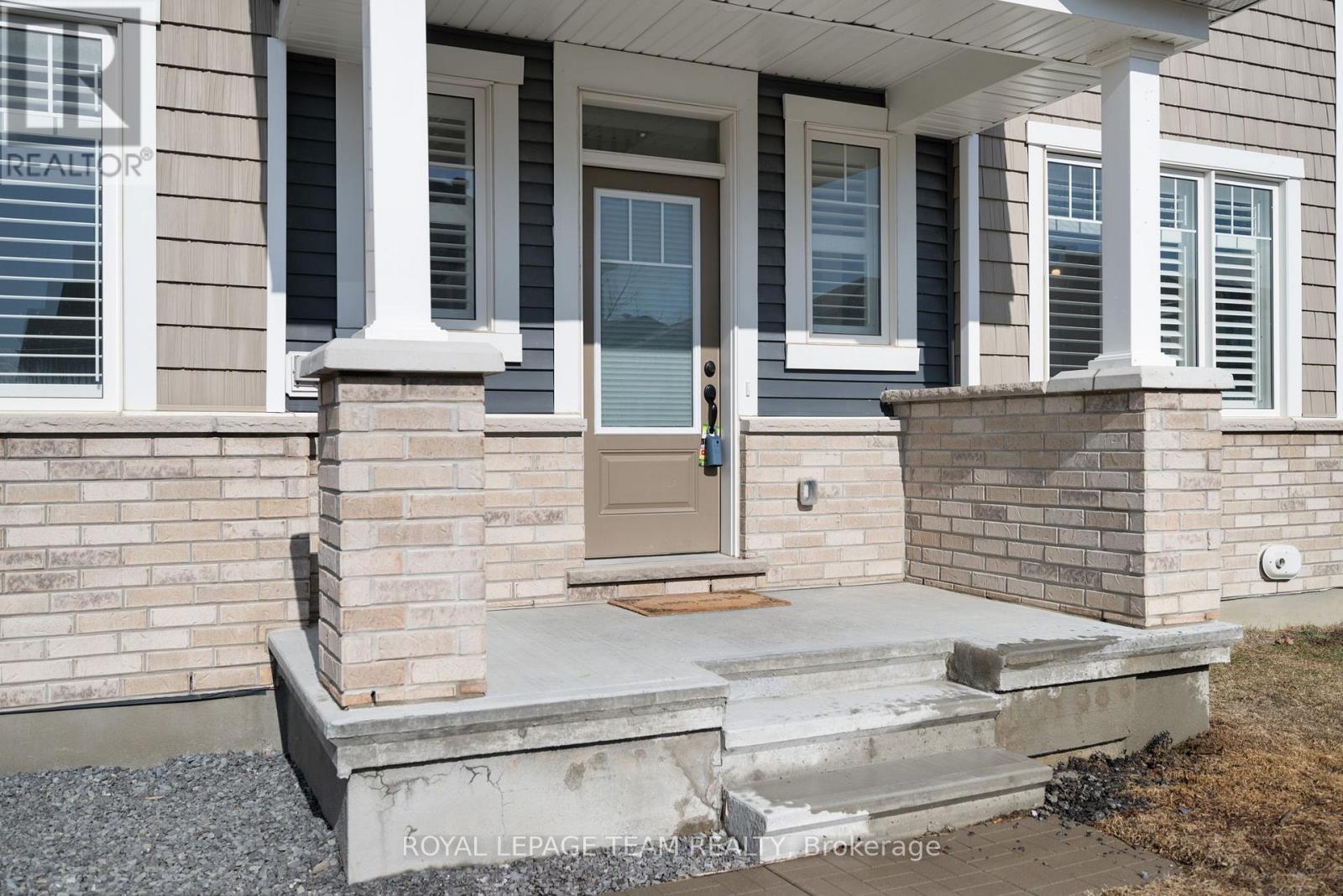 741 Derreen Avenue, Ottawa, Ontario  K1S 2Y9 - Photo 11 - X12058828