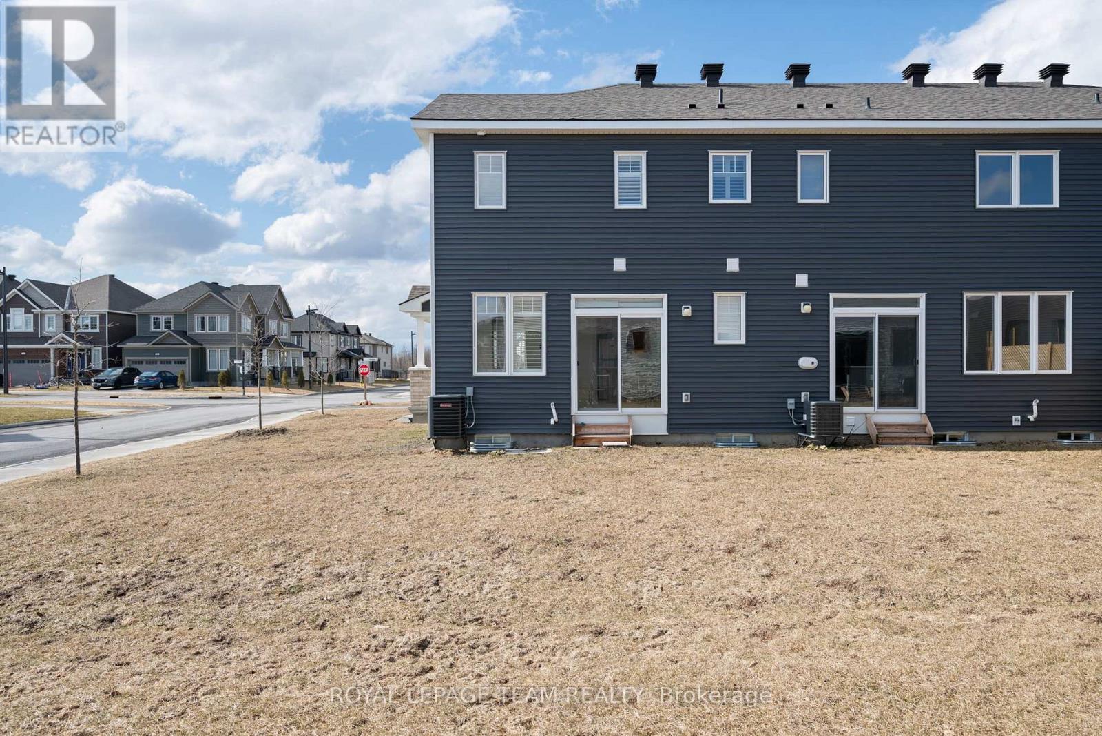 741 Derreen Avenue, Ottawa, Ontario  K1S 2Y9 - Photo 13 - X12058828