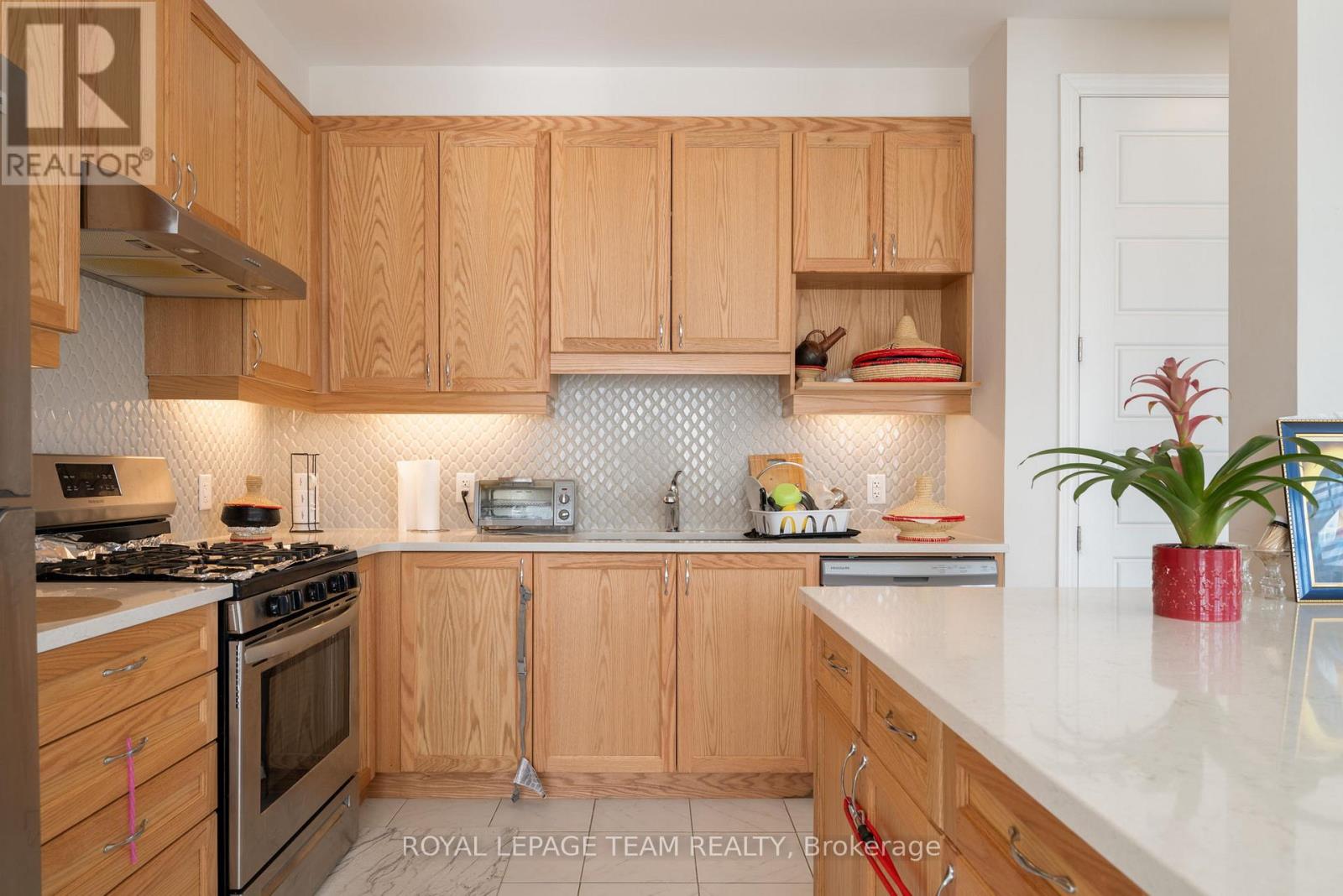741 Derreen Avenue, Ottawa, Ontario  K1S 2Y9 - Photo 26 - X12058828
