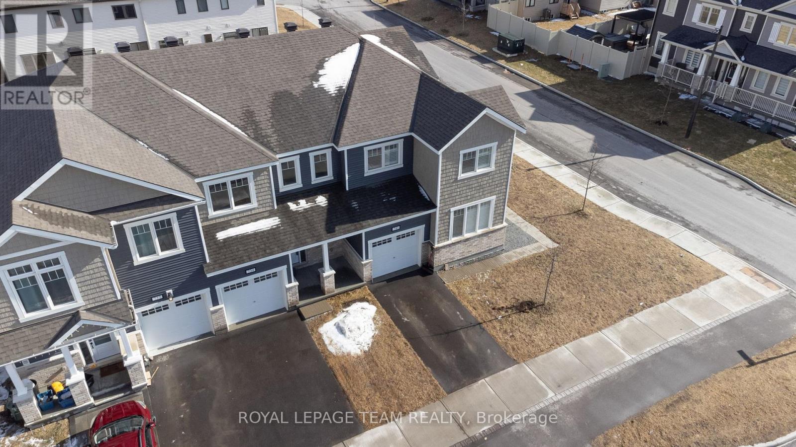 Property at 741 DERREEN AVENUE image 5