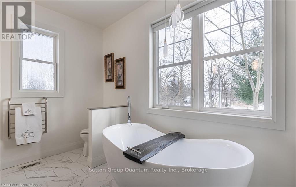 307 8th Concession Road E, Hamilton, Ontario  L7N 2Z7 - Photo 11 - X12058889