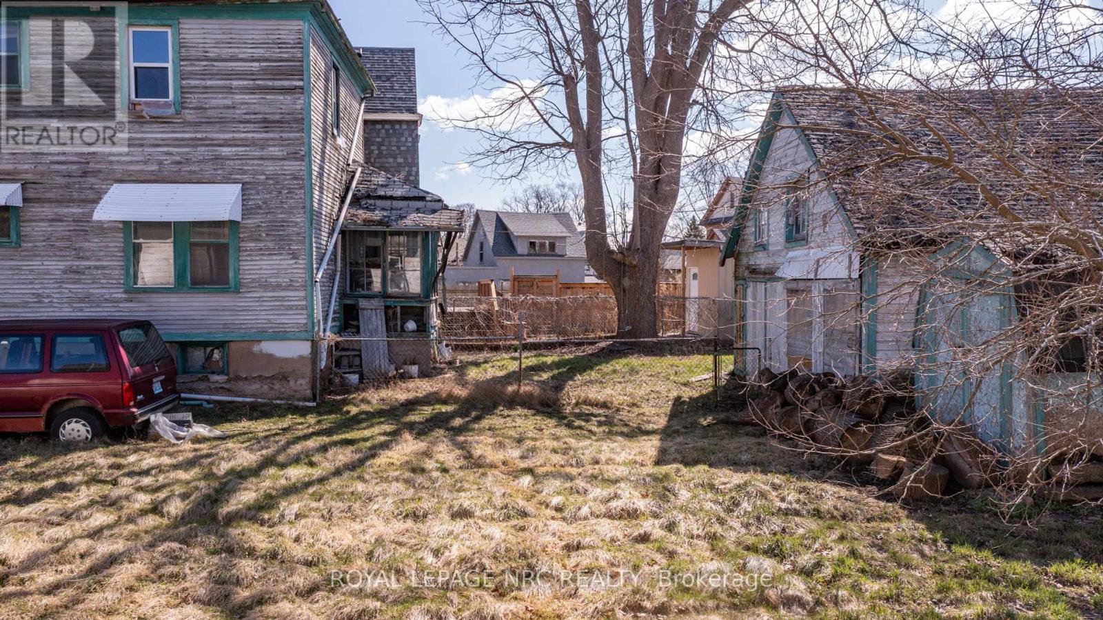 4742 Epworth Circle, Niagara Falls, Ontario  L2E 1C9 - Photo 12 - X12059001