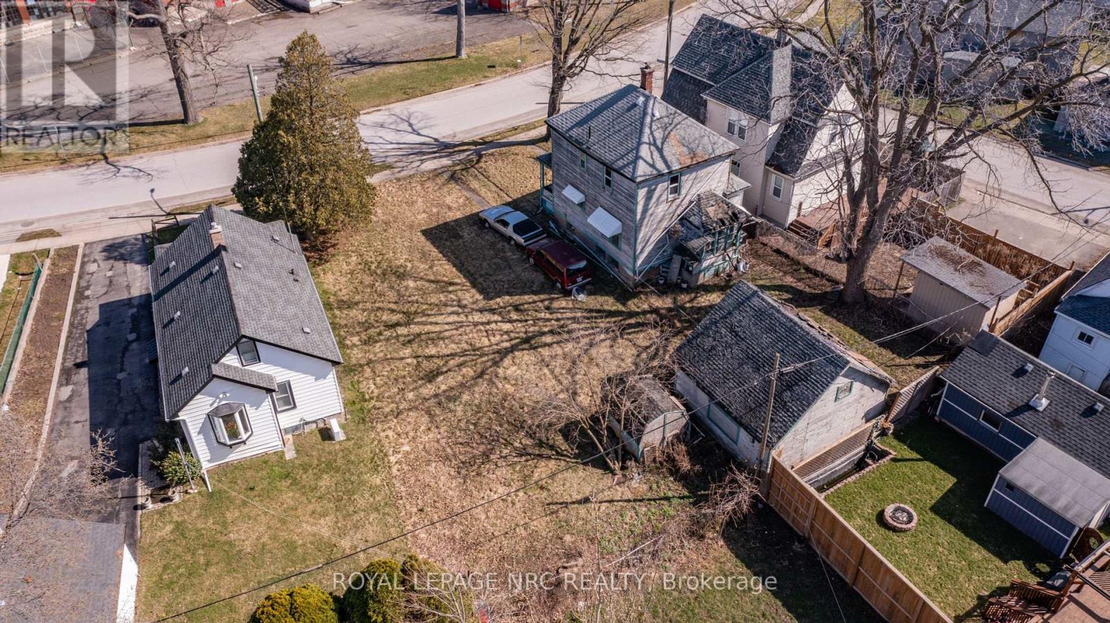 4742 Epworth Circle, Niagara Falls, Ontario  L2E 1C9 - Photo 16 - X12059001
