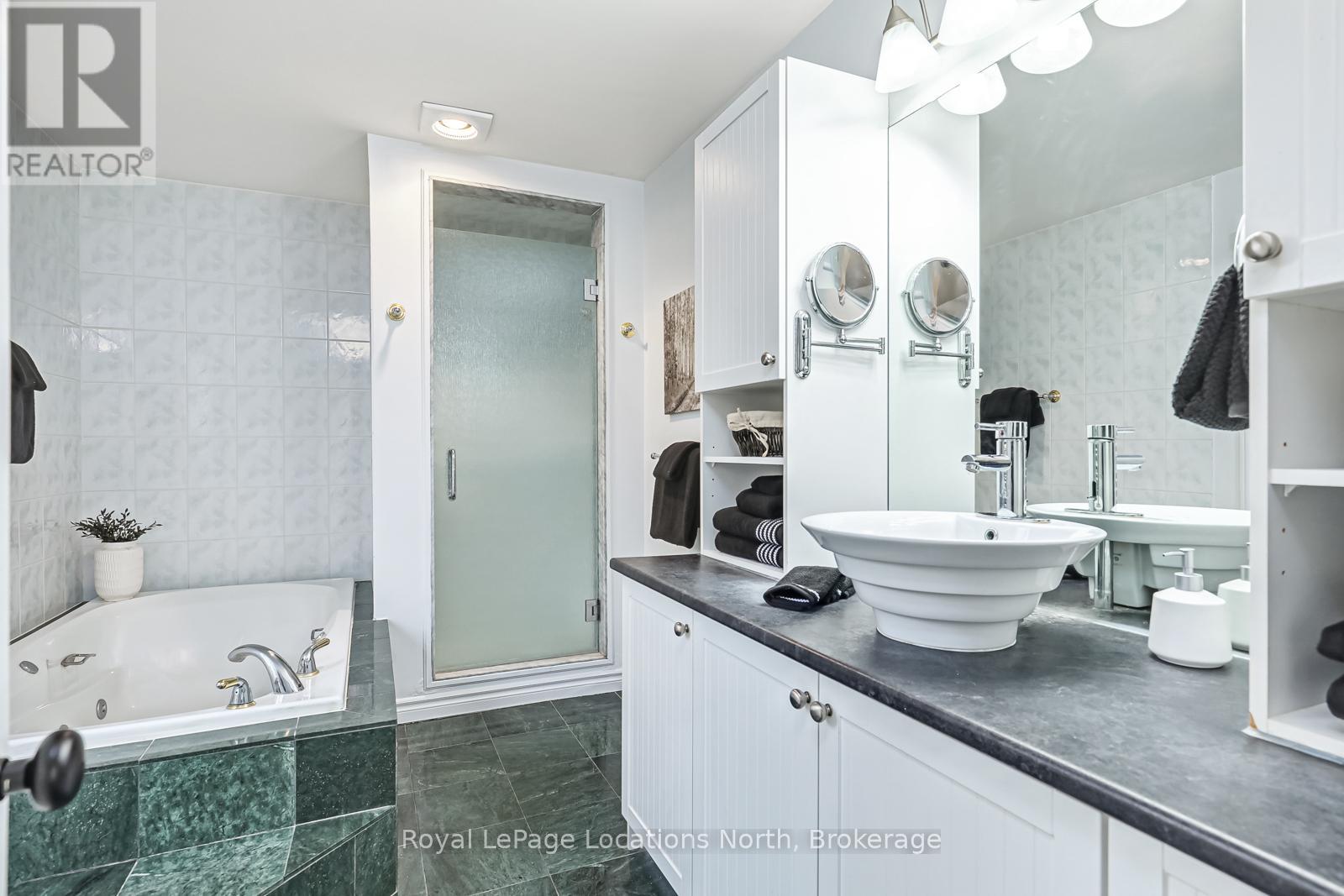 17 Trails End, Collingwood, Ontario  L9Y 5B1 - Photo 17 - S12058928