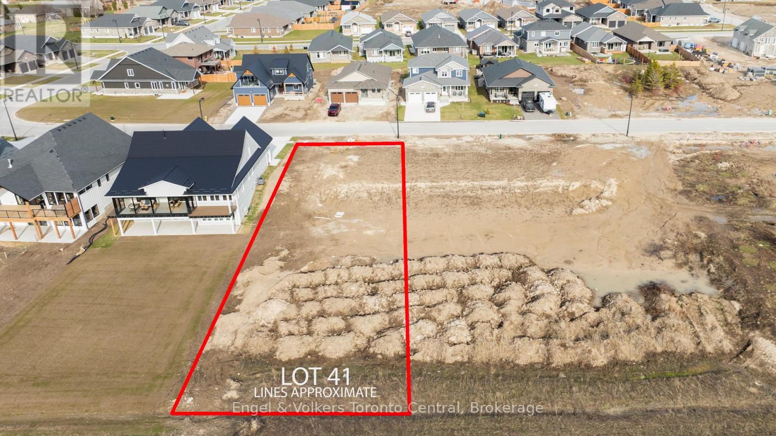 464 Coast Drive, Goderich, Ontario  N7A 0C3 - Photo 4 - X12020309