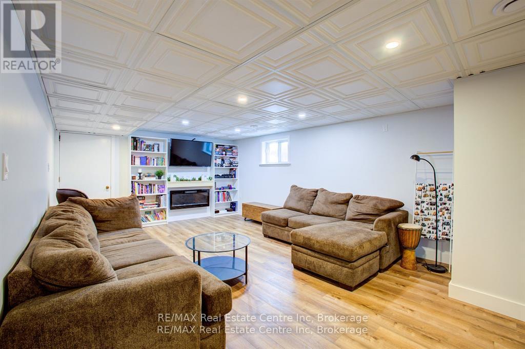469a 14th Street, Hanover, Ontario  N4N 1Z8 - Photo 11 - X12058947