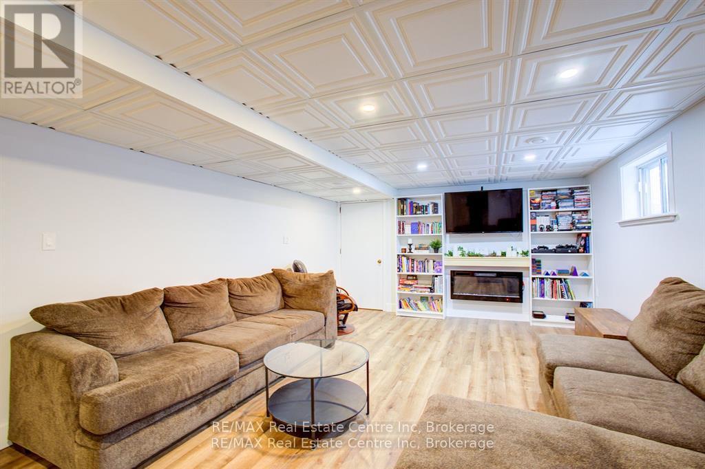 469a 14th Street, Hanover, Ontario  N4N 1Z8 - Photo 12 - X12058947