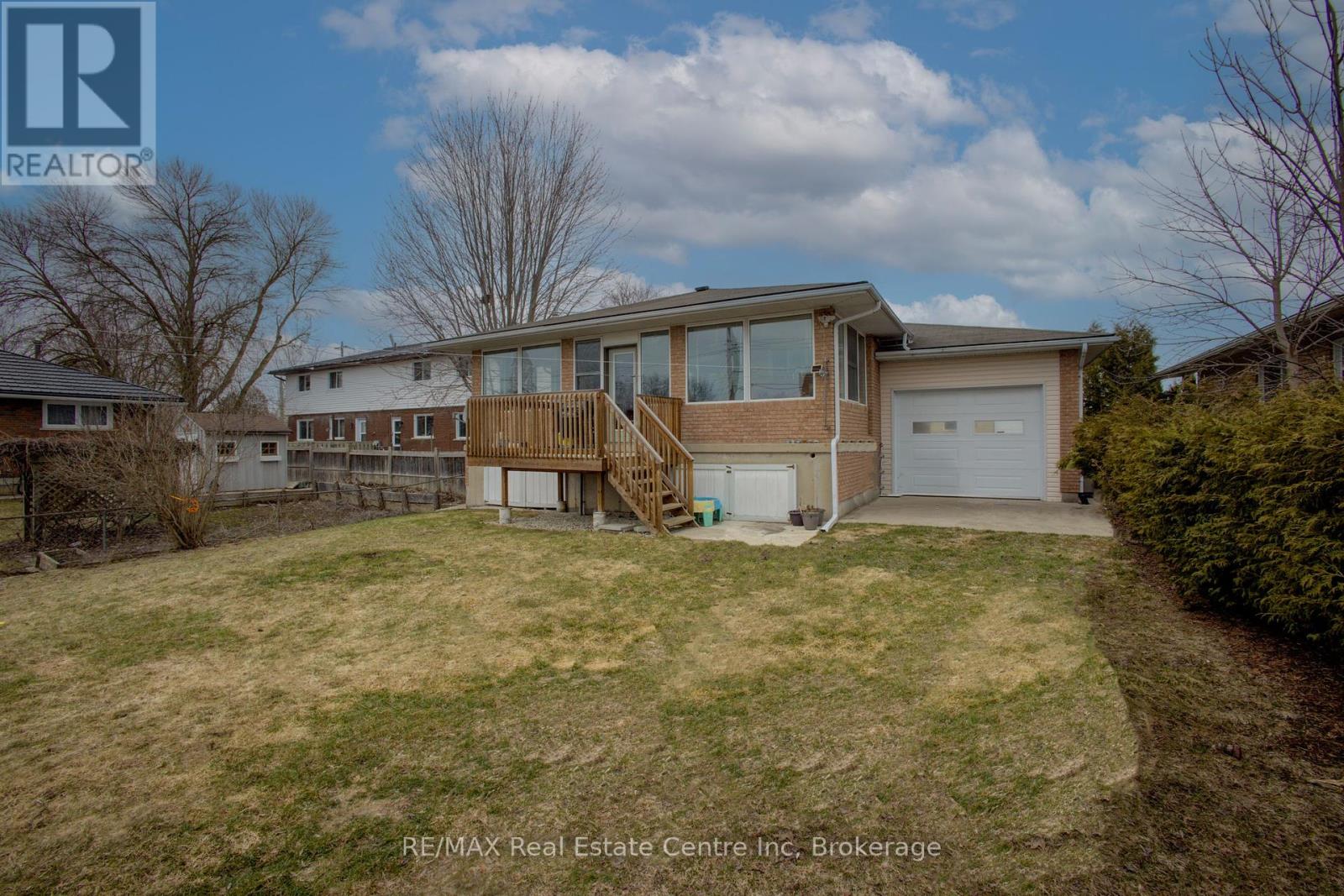 469a 14th Street, Hanover, Ontario  N4N 1Z8 - Photo 22 - X12058947