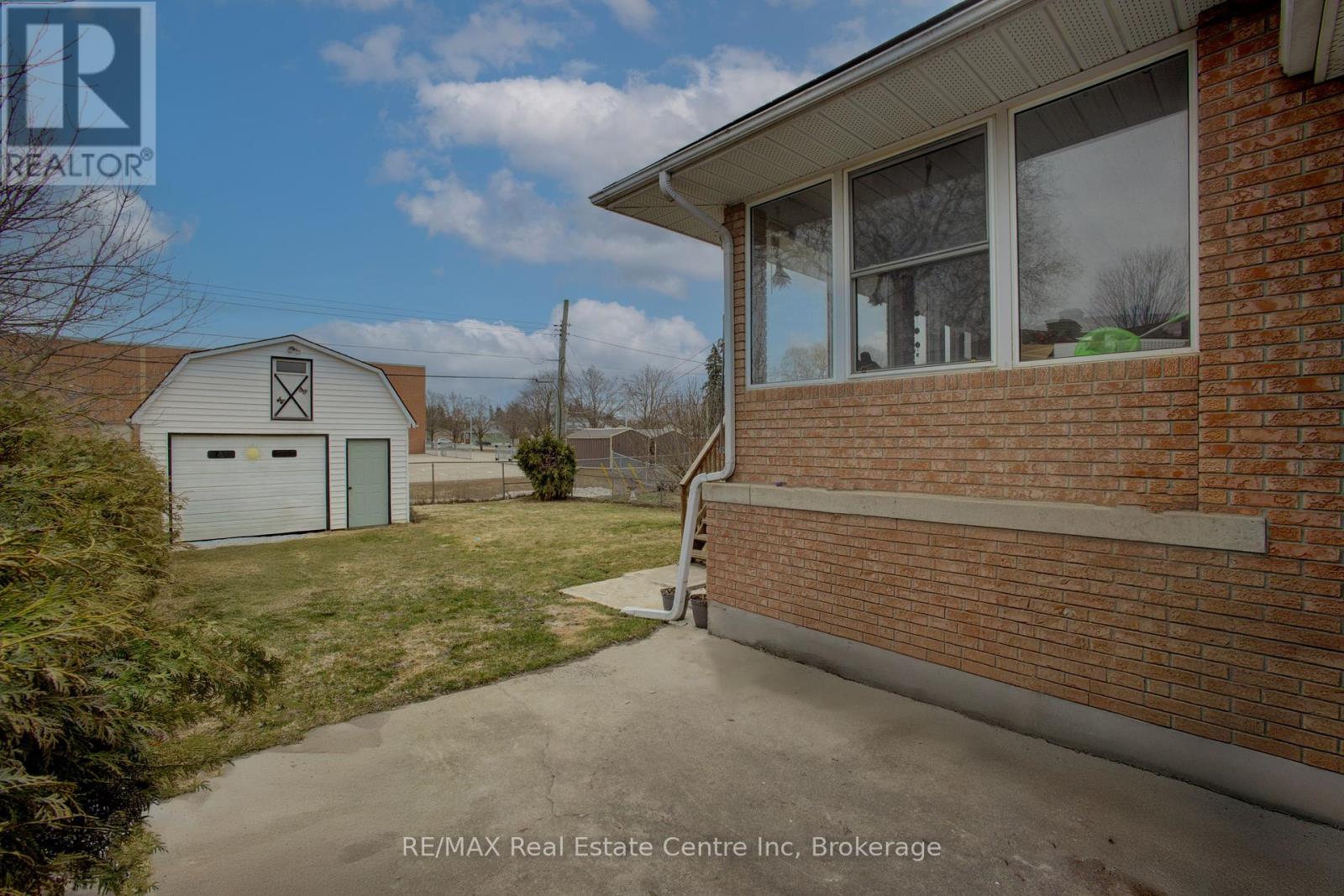 469a 14th Street, Hanover, Ontario  N4N 1Z8 - Photo 23 - X12058947