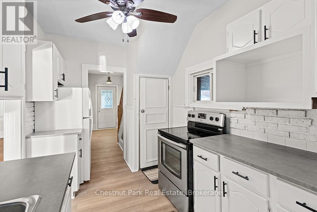 1068 2nd Avenue W, Owen Sound, Ontario  N4K 4M9 - Photo 13 - X12058986