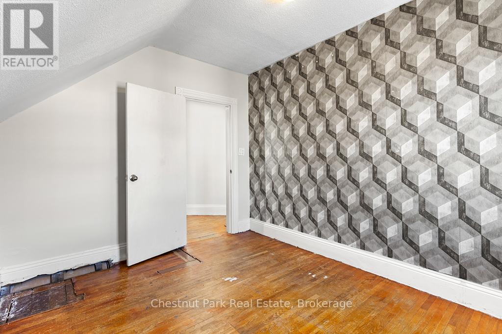 1068 2nd Avenue W, Owen Sound, Ontario  N4K 4M9 - Photo 23 - X12058986