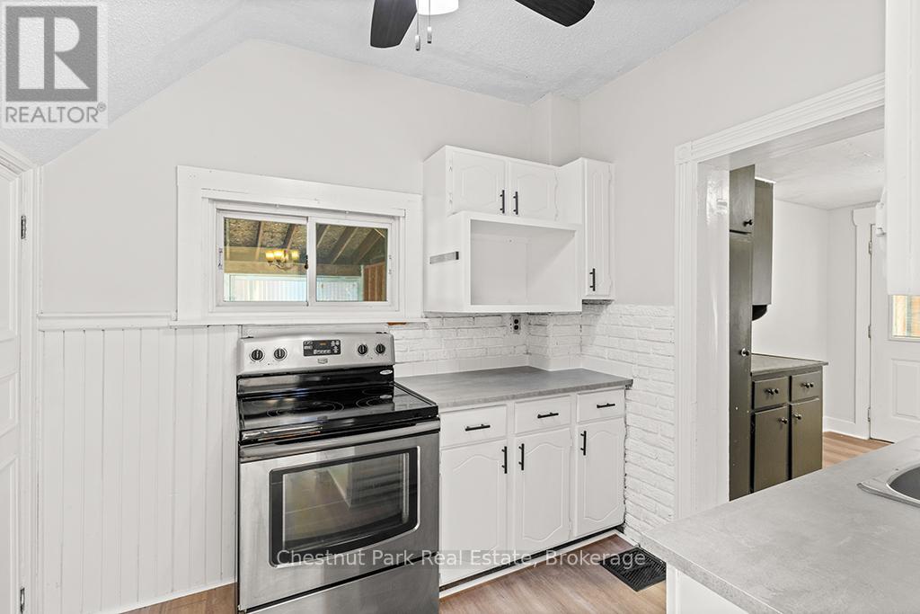 1068 2nd Avenue W, Owen Sound, Ontario  N4K 4M9 - Photo 5 - X12058986