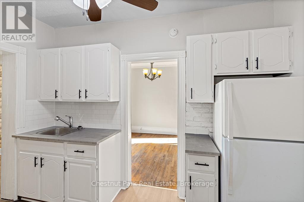 1068 2nd Avenue W, Owen Sound, Ontario  N4K 4M9 - Photo 6 - X12058986