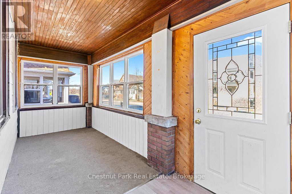 1068 2nd Avenue W, Owen Sound, Ontario  N4K 4M9 - Photo 7 - X12058986