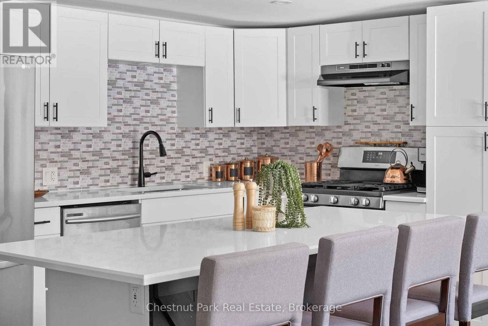 propertyImage