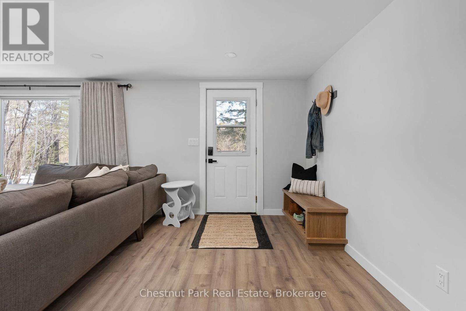 457 Stephenson 1 Road E, Bracebridge, Ontario  P0B 1L0 - Photo 5 - X12058995