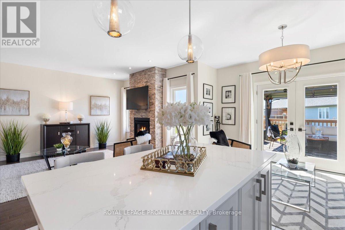 11 Gilbert Crescent, Prince Edward County, Ontario  K0K 3L0 - Photo 13 - X12058840