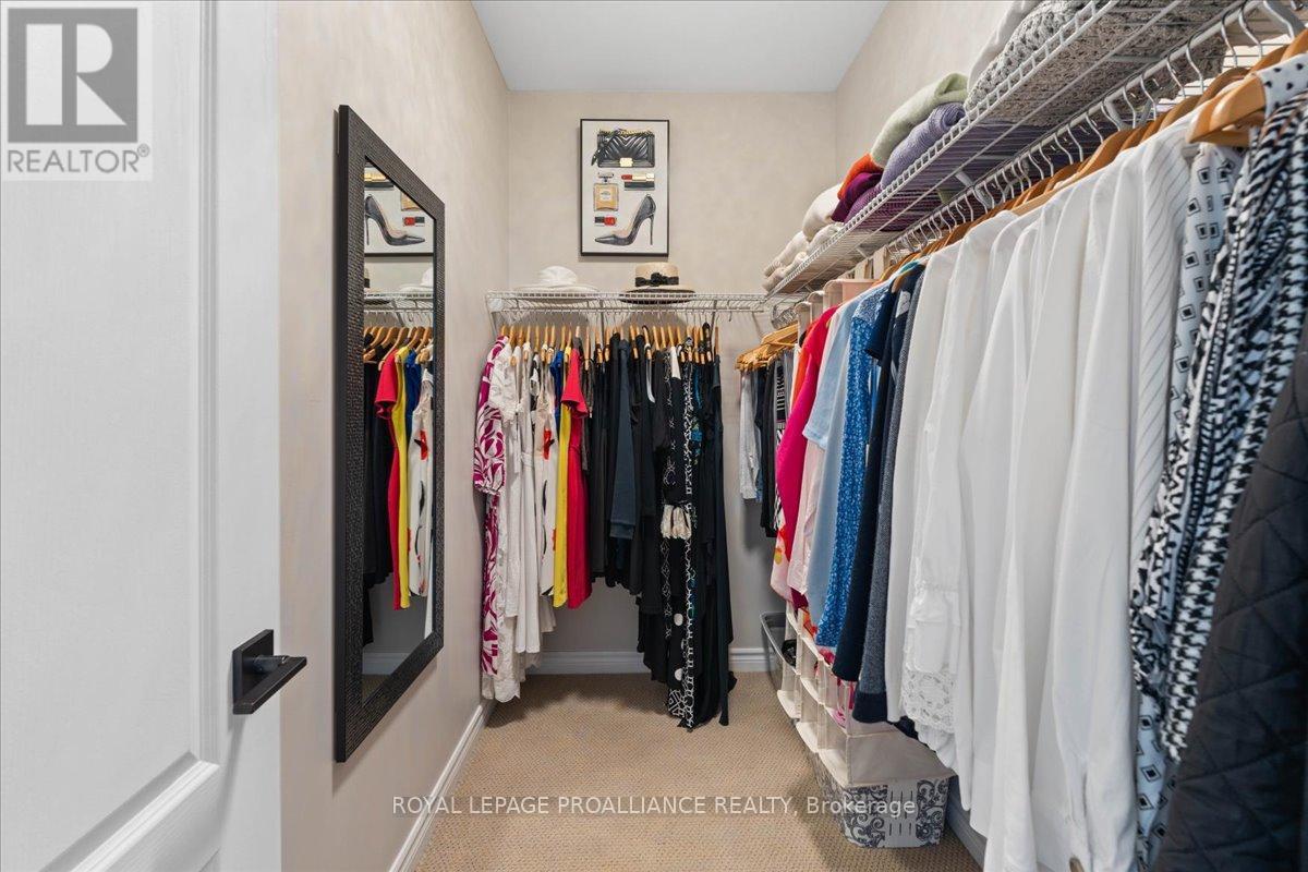 11 Gilbert Crescent, Prince Edward County, Ontario  K0K 3L0 - Photo 27 - X12058840