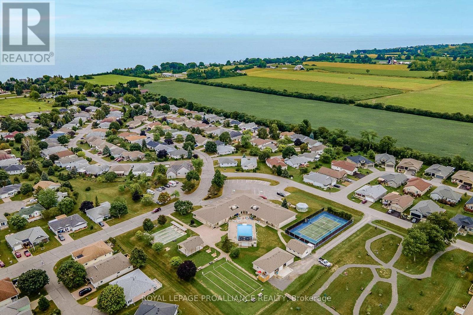 11 Gilbert Crescent, Prince Edward County, Ontario  K0K 3L0 - Photo 42 - X12058840