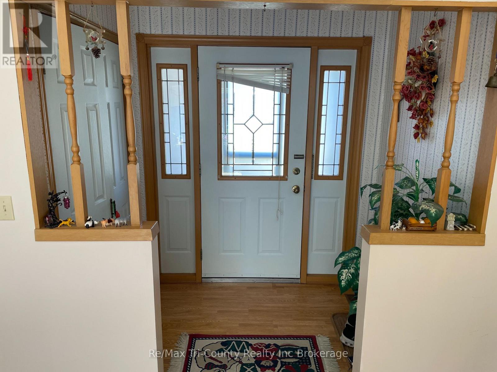 Property at 38 ADAMS AVENUE image 3