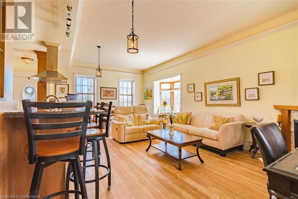 Property at 504 MAIN Street image 5