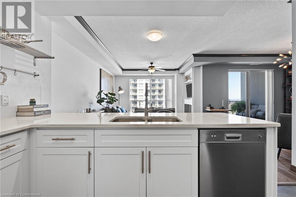 Photo 14 of 45 for 330 Ridout Street N Unit# 2301