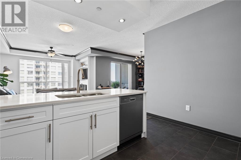 Photo 15 of 45 for 330 Ridout Street N Unit# 2301