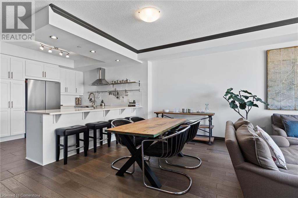 Photo 19 of 45 for 330 Ridout Street N Unit# 2301