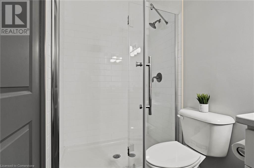 Photo 35 of 45 for 330 Ridout Street N Unit# 2301